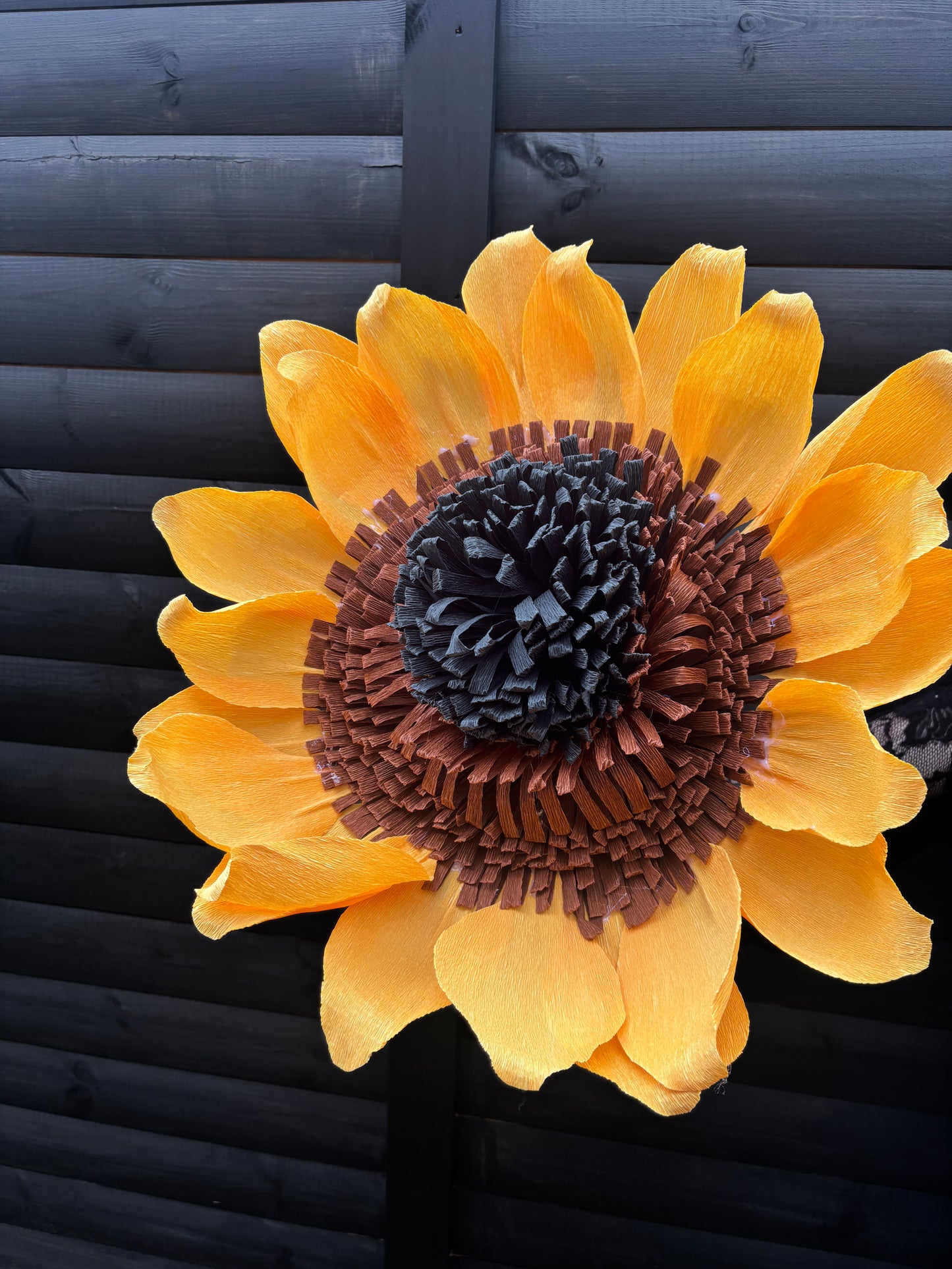 Sunday Club: Crepe Paper Flowers
