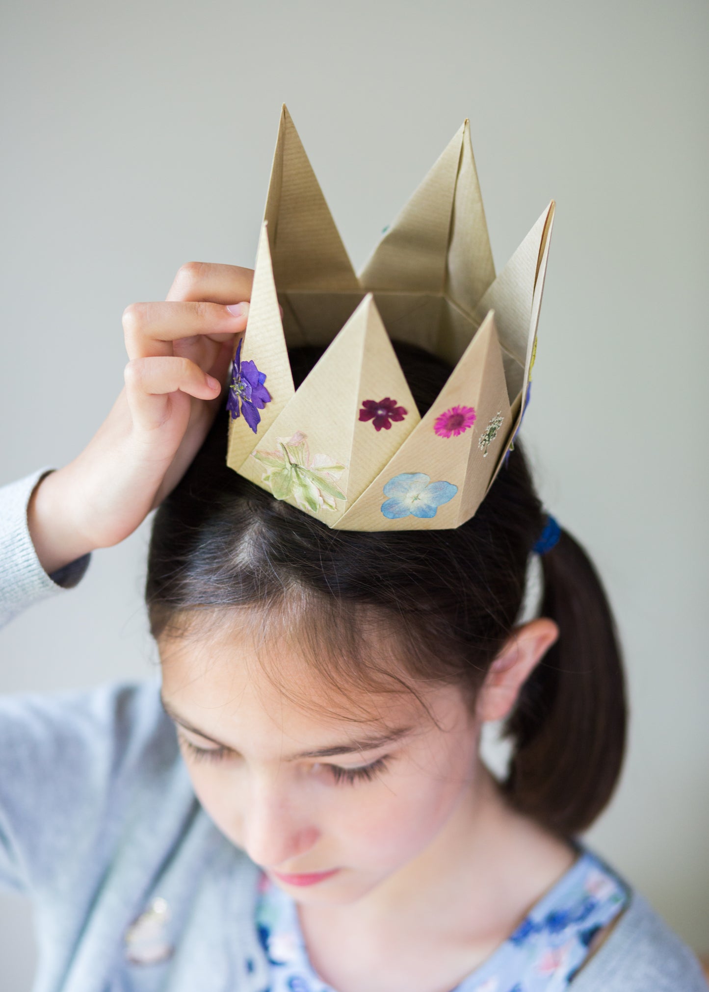 Mini Make: Pressed Flower Crowns
