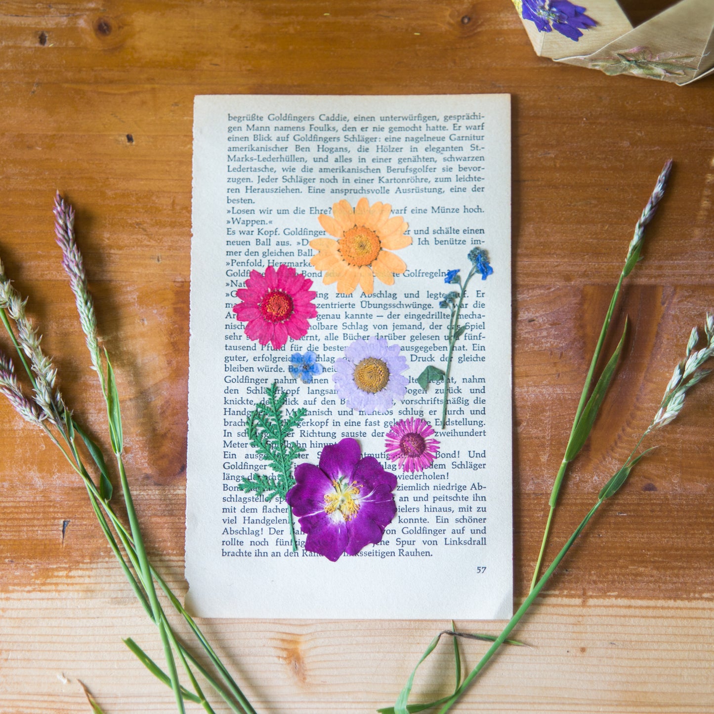 Mini Make: Pressed Flower Crowns